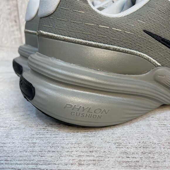 Nike Uplift SC IB2765-007 Sneakers Mens Size 11.5 Silver Army Mesh Running Shoes main image 10